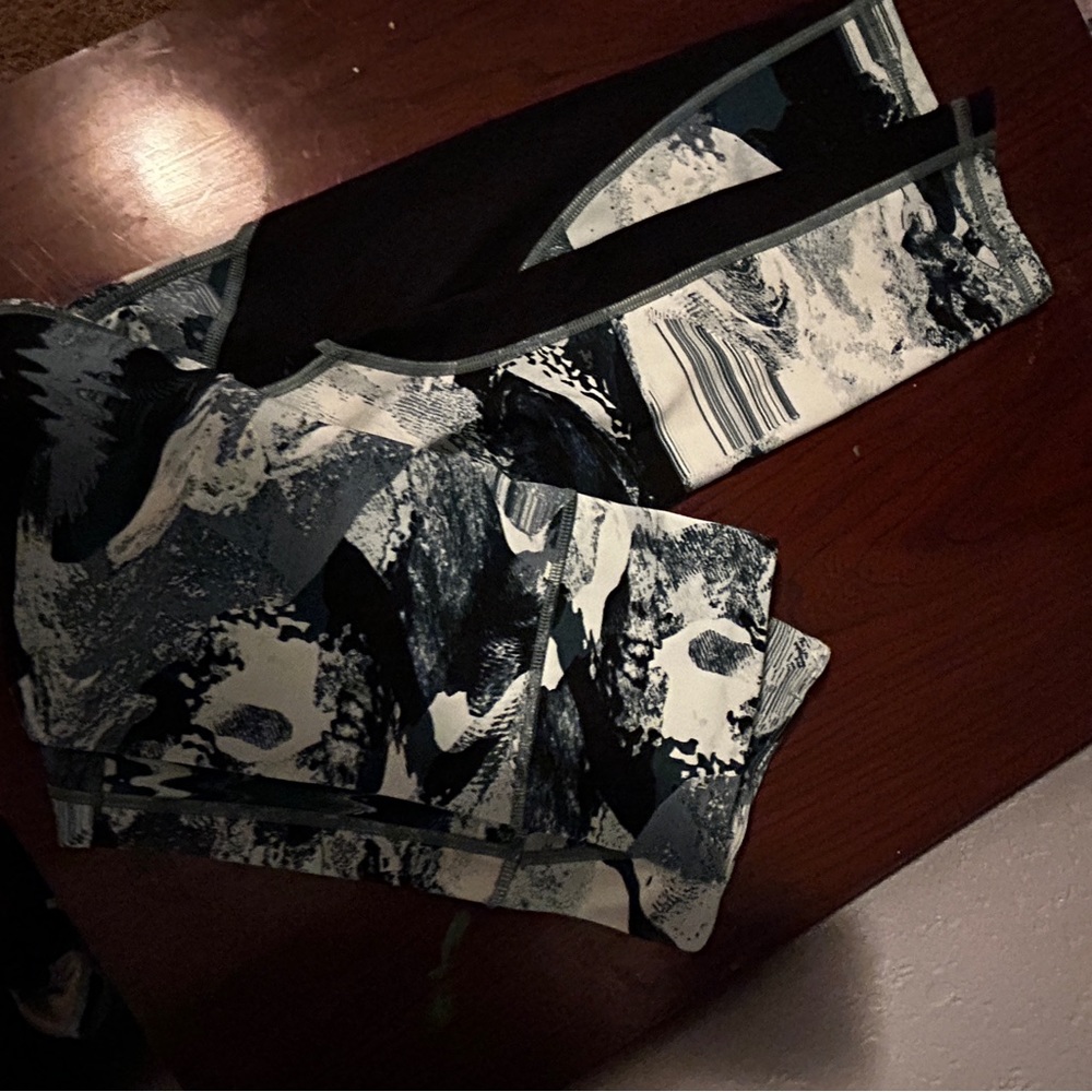 Under armour leggings